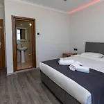 Black Pearly Hotel 3*