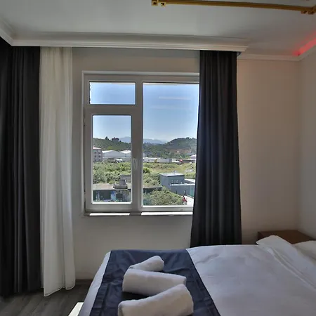 Black Pearly Hotel