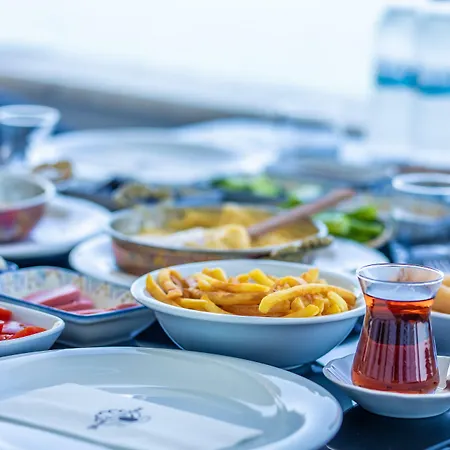 Hotel Black Pearly 3*