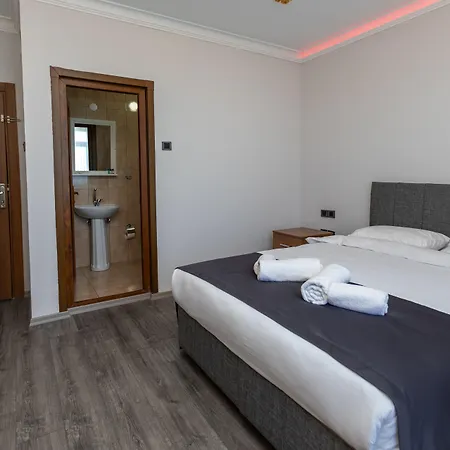 Black Pearly Hotel 3*