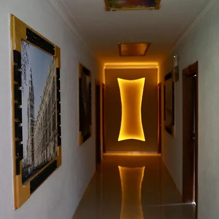 Black Pearly Hotel