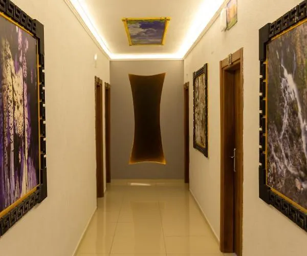 Black Pearly Szálloda