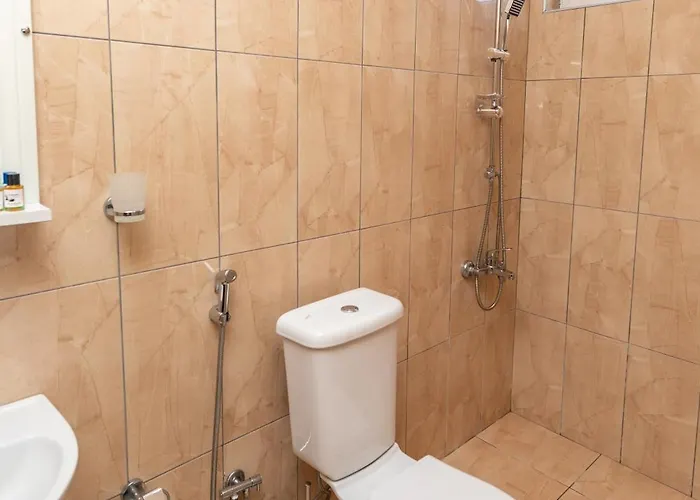 Black Pearly Szálloda 3*