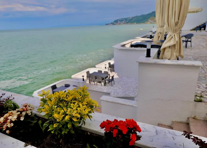 Black Pearly 3* Trabzon